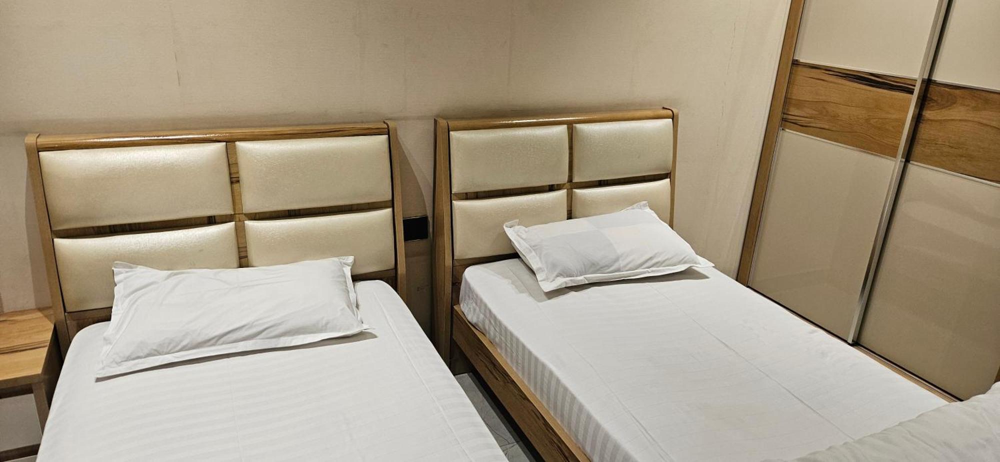 إندور Stayez Studio Apartments المظهر الخارجي الصورة
