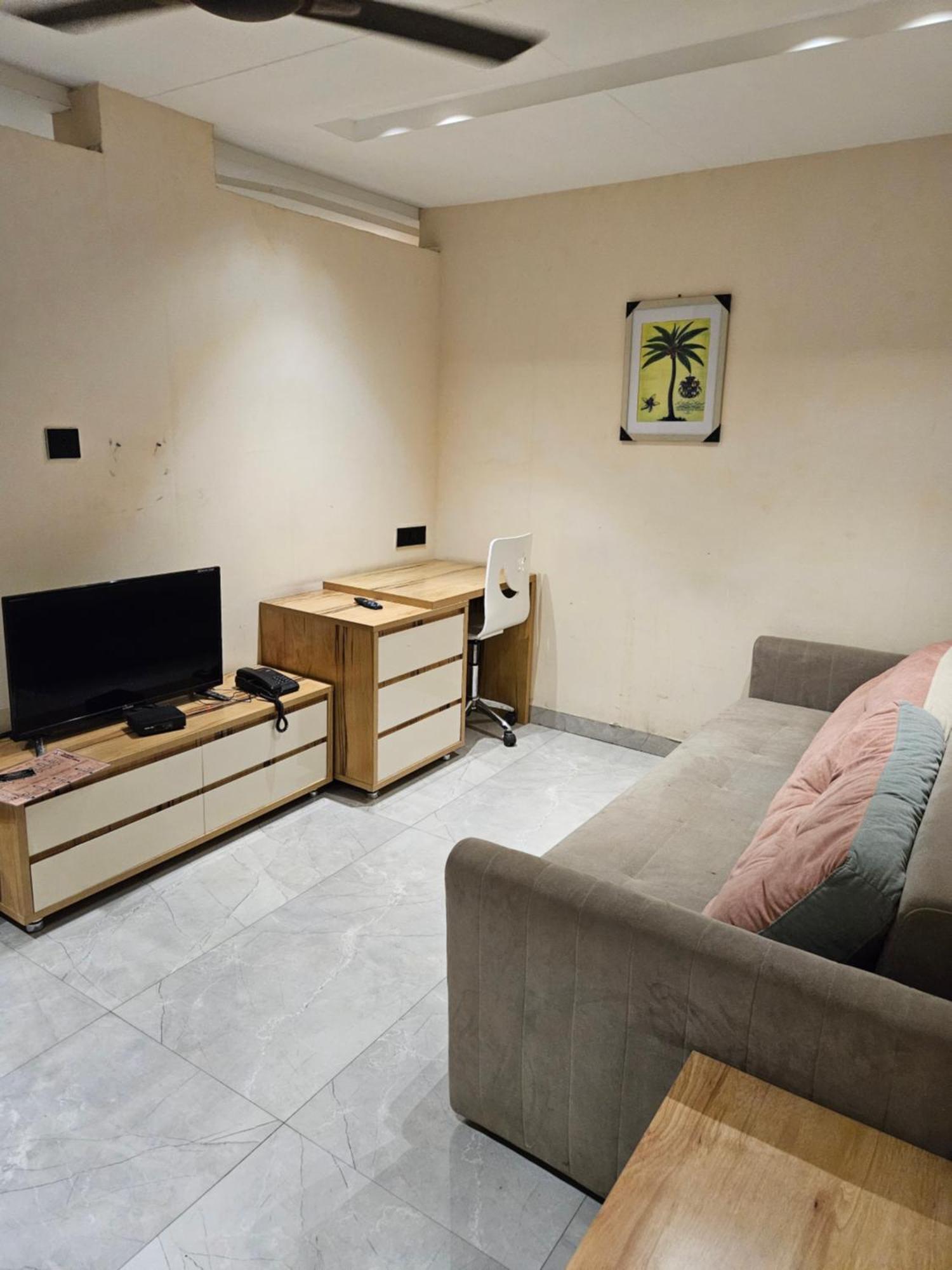 إندور Stayez Studio Apartments المظهر الخارجي الصورة