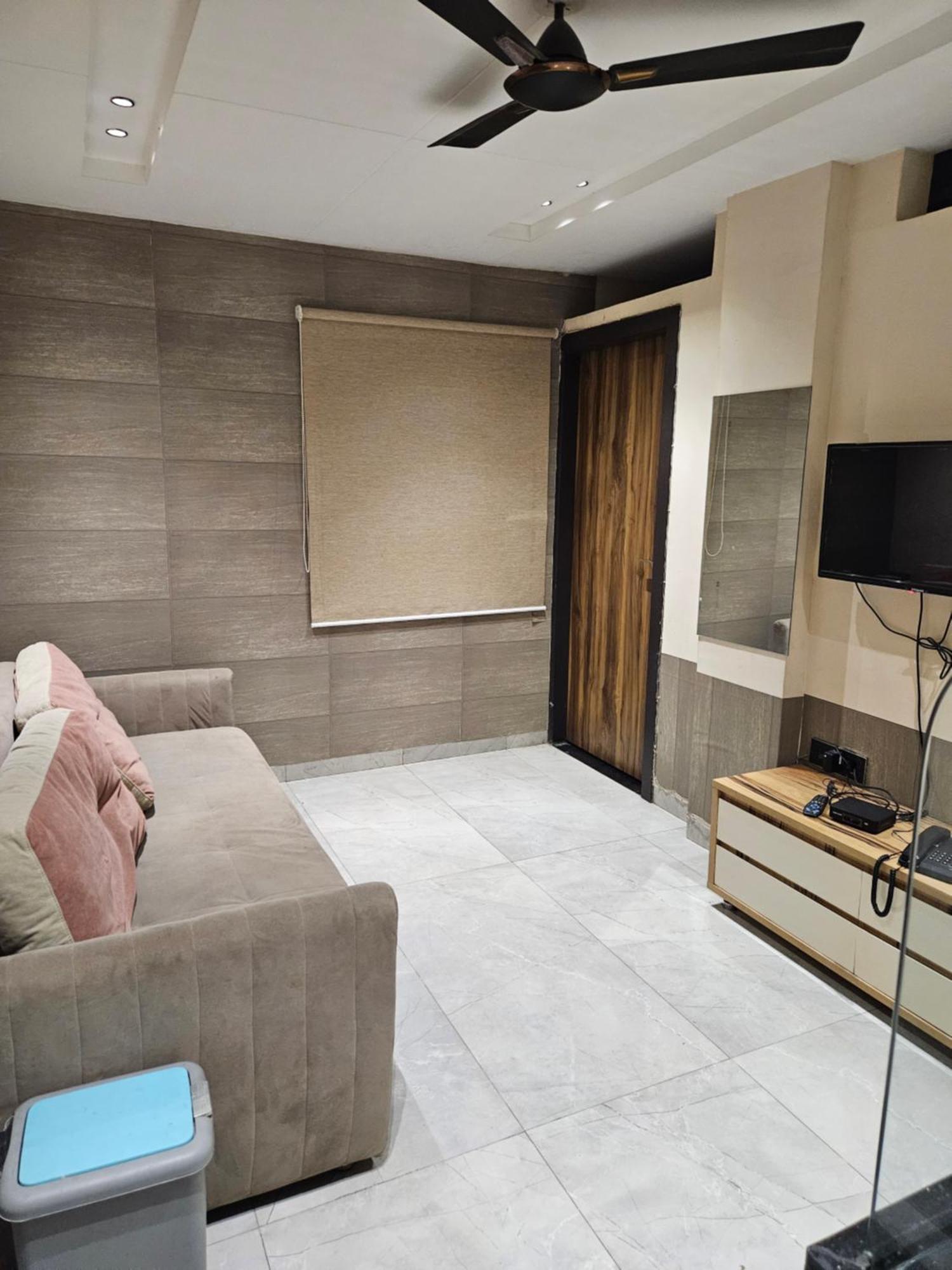 إندور Stayez Studio Apartments المظهر الخارجي الصورة